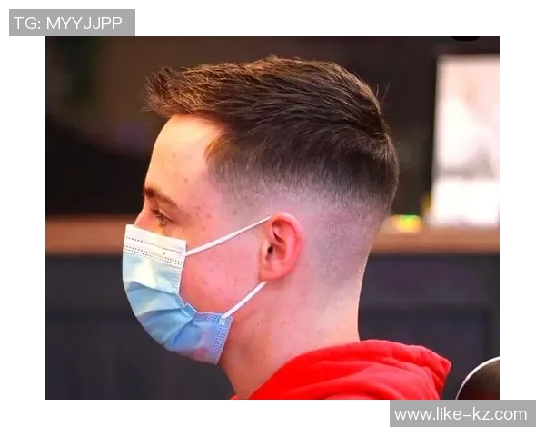 足球明星发型大揭秘男士时尚潮流的多样选择与灵感分享