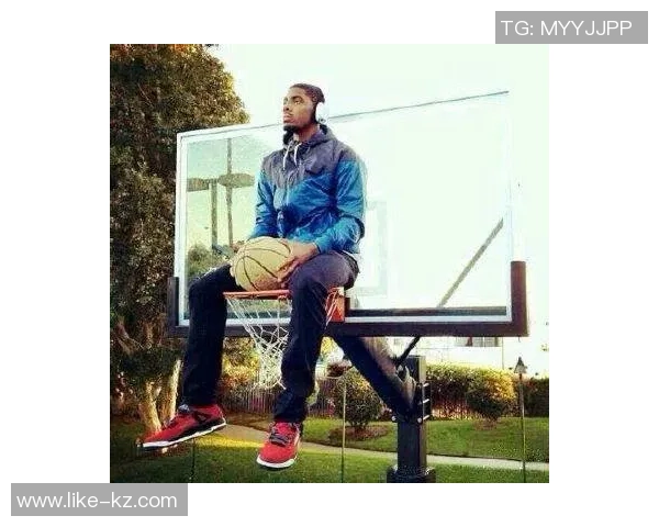 足球明星头像男的魅力与风采展现多样化的运动精神与个性魅力