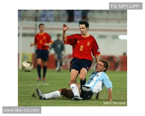 足球明星巴特尔的传奇故事与职业生涯全解析