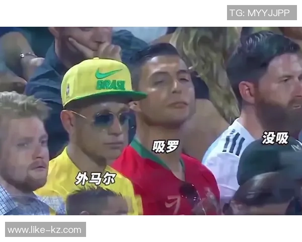 足球明星搞笑瞬间合集视频让你捧腹大笑不容错过的精彩时刻