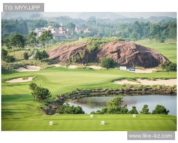 足球明星斗地主大赛揭幕球场激情与智力的巅峰对决即将开启