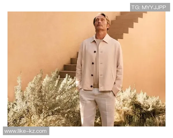 足球明星杰尼亚男装引领时尚潮流展现运动与优雅完美结合 足球明星杰尼亚男装引领时尚潮流展现运动与优雅完美结合