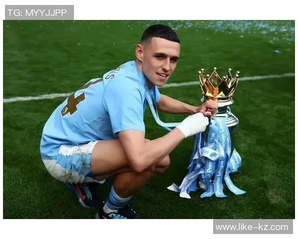 足球明星滑跪瞬间精彩瞬间定格展现激情与荣耀的完美结合