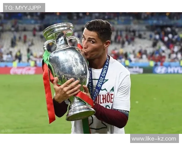 足球明星的冠军荣誉揭秘他们究竟获得了多少个冠军奖杯