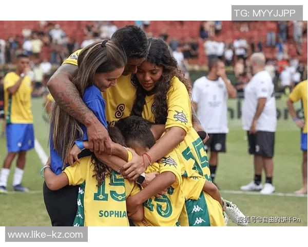 足球明星背叛了球迷的信任与期待吗探讨他们的选择与未来发展