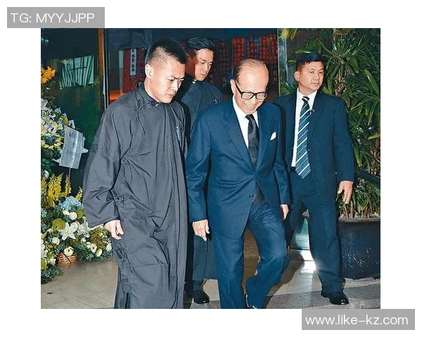 足球明星背后的安全守护者揭秘他们的保镖团队与保护策略