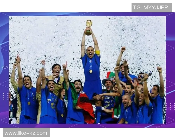 足球明星罗尼的辉煌荣誉与传奇生涯回顾 足球明星罗尼的辉煌荣誉与传奇生涯回顾